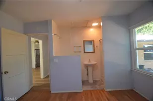 7024 Balcom, Reseda, CA 91335 - Photo 17