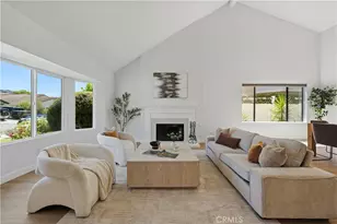 29033 Hollow Oak Ct, Agoura Hills, CA 91301 - Photo 3