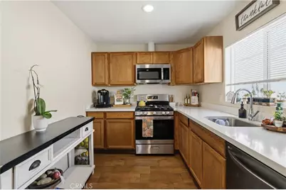 1582 Dakin, Simi Valley, CA 93065 - Photo 27