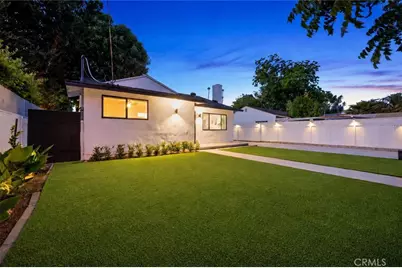 15445 Archwood Street, Van Nuys, CA 91406 - Photo 23