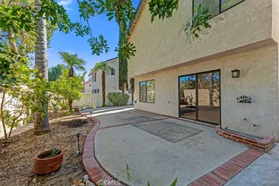 4144 Lost Springs Drive, Calabasas, CA 91301 - Photo 37