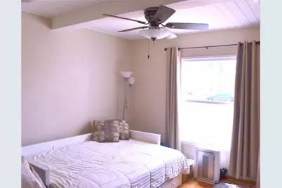 13827 Calvert Street, Los Angeles, CA 91401 - Photo 21