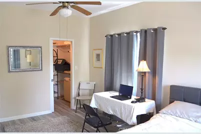 13827 Calvert Street, Los Angeles, CA 91401 - Photo 35