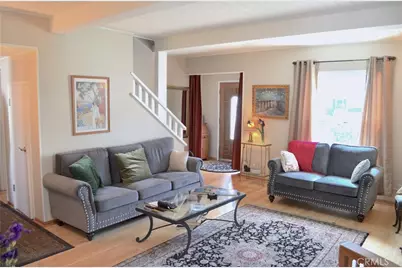 13827 Calvert Street, Los Angeles, CA 91401 - Photo 3