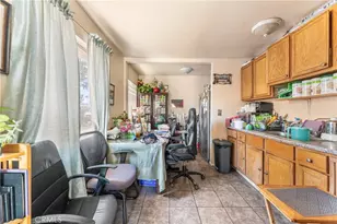 410 412 E Ave Q7, Palmdale, CA 93550 - Photo 11