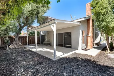 8109 Hanna Avenue, Canoga Park, CA 91304 - Photo 25
