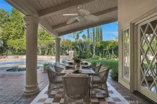 4200 Gayle Dr, Tarzana, CA 91356 - Photo 49