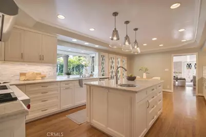 4200 Gayle Drive, Tarzana, CA 91356 - Photo 9