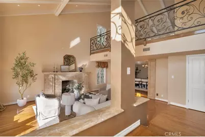 4200 Gayle Drive, Tarzana, CA 91356 - Photo 3