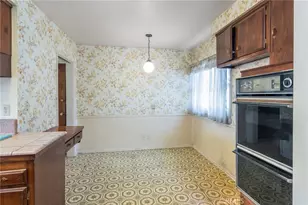 16009 Dearborn, Los Angeles, CA 91343 - Photo 7