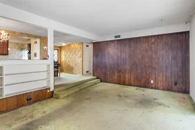 16009 Dearborn, Los Angeles, CA 91343 - Photo 5