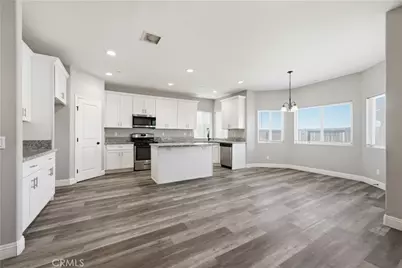 20844 Lakeview Drive, California City, CA 93505 - Photo 5
