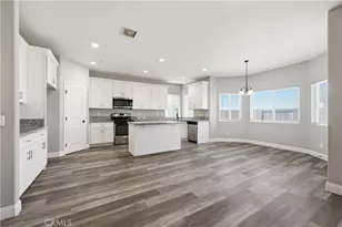 20844 Lakeview Dr, California City, CA 93505 - Photo 5