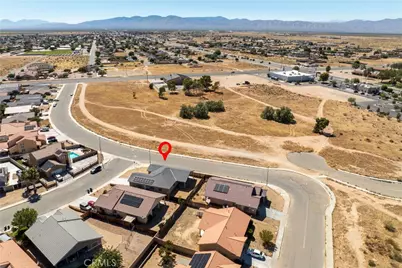 20844 Lakeview Drive, California City, CA 93505 - Photo 23