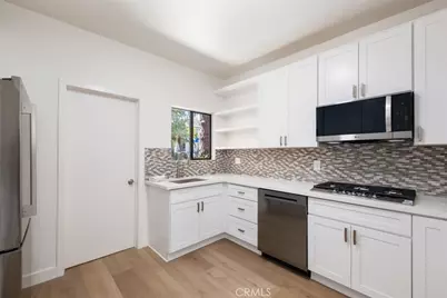 14159 Dickens Street #110, Sherman Oaks, CA 91423 - Photo 9