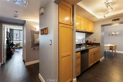 600 W 9th #811, Los Angeles, CA 90015 - Photo 13