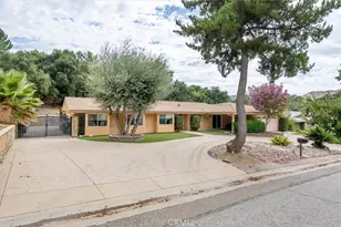15848 Silver Star Ln, Canyon Country, CA 91387 - Photo 3