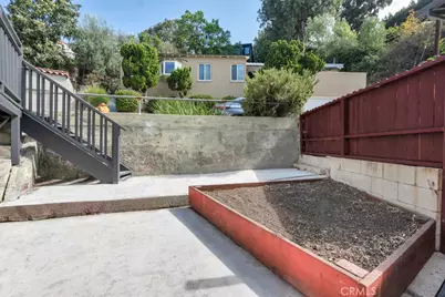 1712 Rotary, Los Angeles, CA 90026 - Photo 37