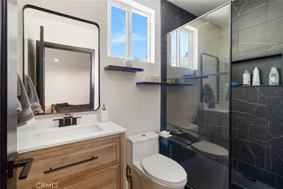6952 Cozycroft Avenue, Winnetka, CA 91306 - Photo 45
