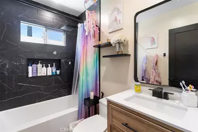 6952 Cozycroft Avenue, Winnetka, CA 91306 - Photo 33