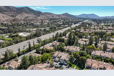 29624 Windsong, Agoura Hills, CA 91301 - Photo 47