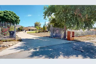 30660 Alicante, Homeland, CA 92548 - Photo 45