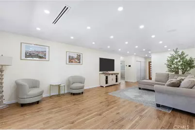 8416 Rhea Avenue, Northridge, CA 91324 - Photo 9