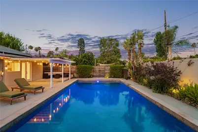 23642 Oxnard, Woodland Hills, CA 91367 - Photo 19