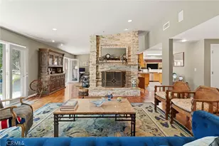 4956 Hood Dr, Woodland Hills, CA 91364 - Photo 9