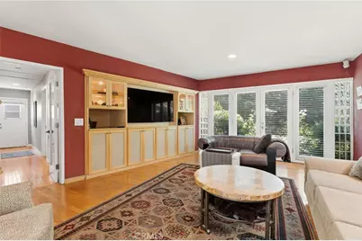 4956 Hood Drive, Woodland Hills, CA 91364 - Photo 19