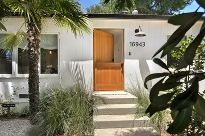 16943 Hartland, Lake Balboa, CA 91406 - Photo 3