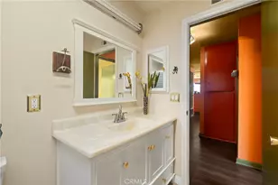 27403 Arriola, Saugus, CA 91350 - Photo 35