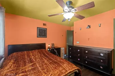 27403 Arriola, Saugus, CA 91350 - Photo 27