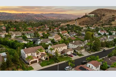 5474 Sunlight, Simi Valley, CA 93063 - Photo 5