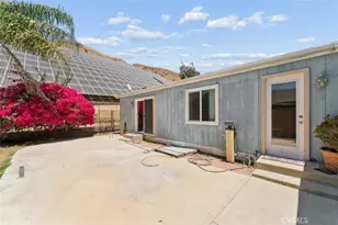 19931 Northcliff, Canyon Country, CA 91351 - Photo 23