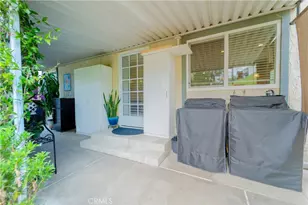 19722 Ave Of The Oaks, Newhall, CA 91321 - Photo 27