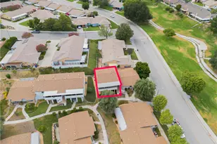 19722 Ave Of The Oaks, Newhall, CA 91321 - Photo 43