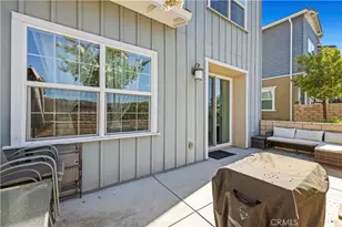 22760 Harmony Dr, Saugus, CA 91350 - Photo 39