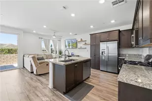 22760 Harmony Dr, Saugus, CA 91350 - Photo 11