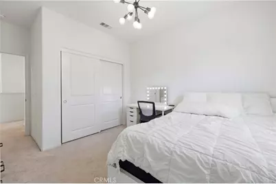 22760 Harmony Drive, Saugus, CA 91350 - Photo 29