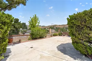 11656 Amigo Ave, Porter Ranch, CA 91326 - Photo 37