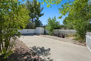 1301 E Ave I, Lancaster, CA 93535 - Photo 37