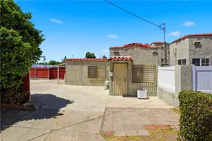 26051 Governor, Harbor City, CA 90710 - Photo 39