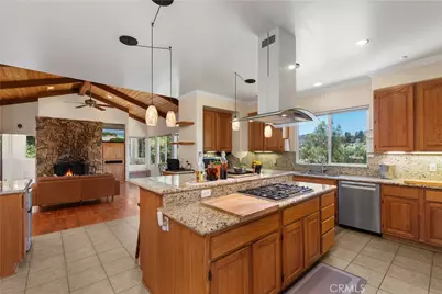 20609 Callon Drive, Topanga, CA 90290 - Photo 19