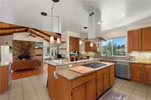 20609 Callon Dr, Topanga, CA 90290 - Photo 19