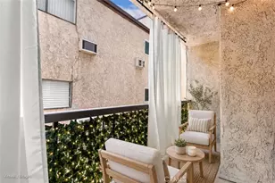 14159 Riverside Dr, Sherman Oaks, CA 91423 - Photo 27