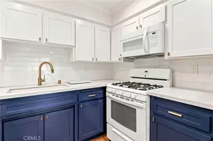 14159 Riverside Dr, Sherman Oaks, CA 91423 - Photo 15