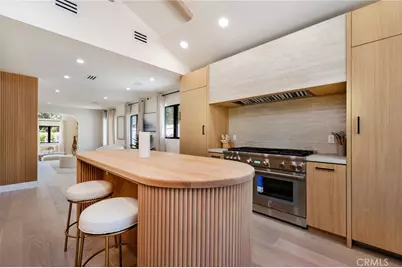 13562 Addison Street, Sherman Oaks, CA 91423 - Photo 5