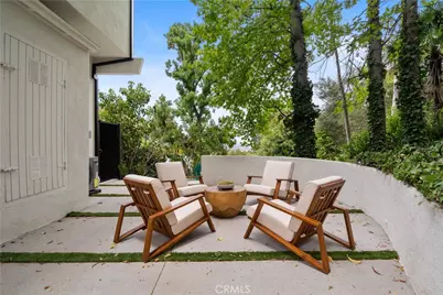 3240 Longridge Avenue, Sherman Oaks, CA 91423 - Photo 25
