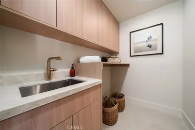 3240 Longridge Avenue, Sherman Oaks, CA 91423 - Photo 55